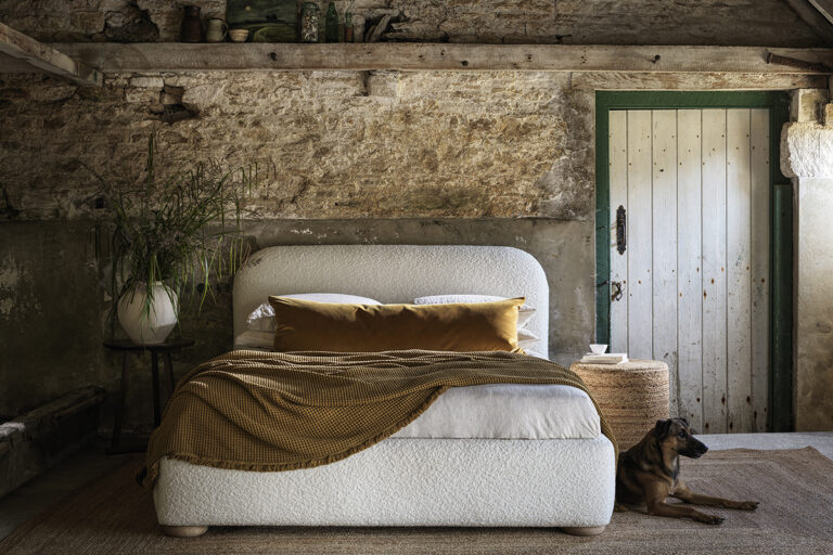 Budleigh Bed_Lifestyle767_Crop2_MRC